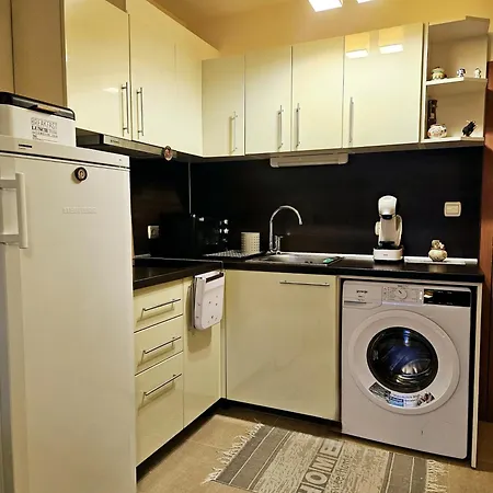 сами к-с нестинарка св9 Апартамент Царево