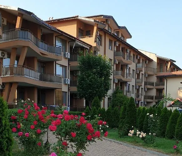 сами к-с нестинарка св9 Апартамент Царево